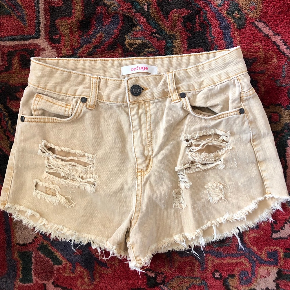 Orange shorts